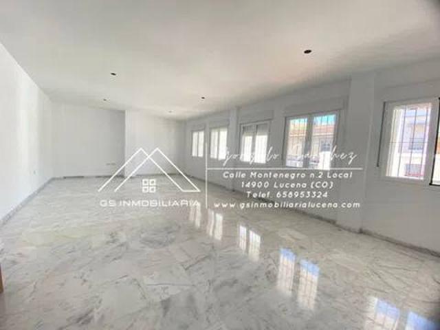 Casa en Venta en Lucena
