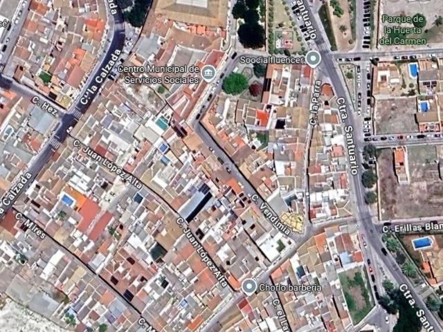 Casa en venta en Lucena, La Calzada. Venta casa en Lucena Córdoba. Casas.