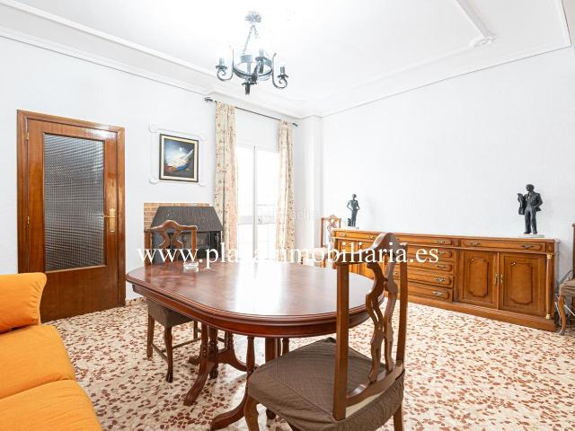 Casa en venta en Lucena, San Francisco. CASA DE 4 HAB. ZONA C. CABRILLANA por 190.000 EUROS. Casas.