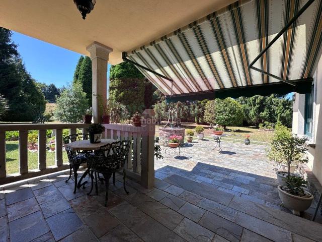 Casa en venta en Lugo, Parroquias del Oeste. En venta espectacular casa en planta baja de 130 metros aproximadamente en parcela cerrada de unos 7000 metros a 10 de Lugo!. Casas.