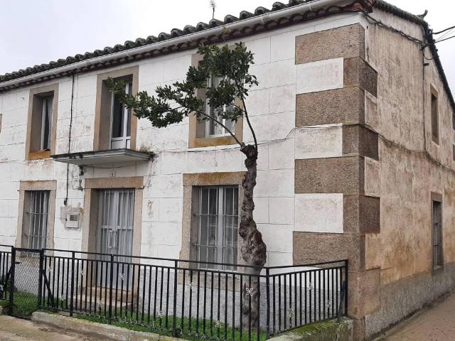 Casa en Venta en Luelmo