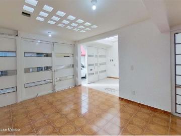 Casa en venta en Luisa Isabel Campos de Jiménez Cantú, Metepec, México