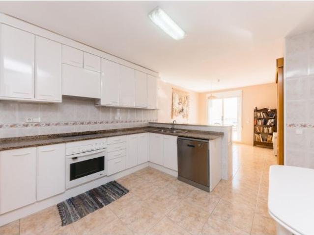 CASA EN VENTA EN L´AMPOLLA