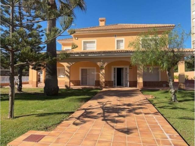 Casa en Venta en La Manga del Mar Menor