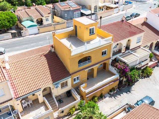 Casa en venta en La Marina, Alicante Costa Blanca