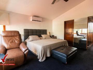 Casa en venta en La Molina a $570,000