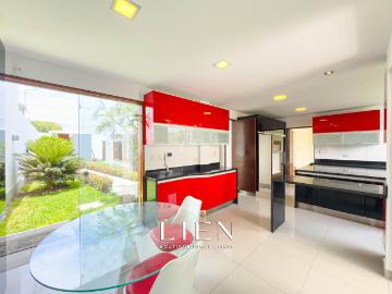 Casa en venta en La Molina a $650,000