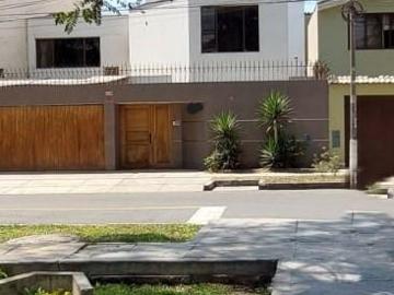 Casa en venta en La Molina a $577,000