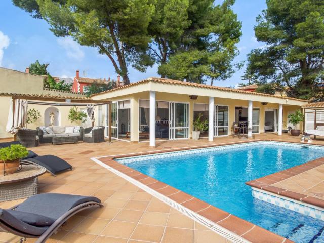 Casa en venta en La Nucia Alicante
