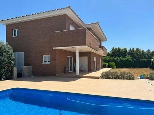 Casa en Venta en La Nucia