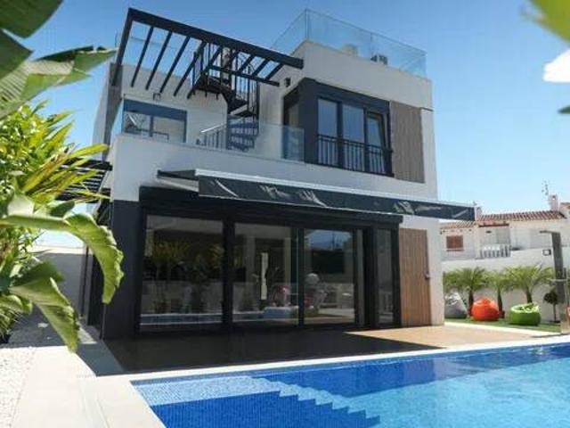 Casa en Venta en La Nucia