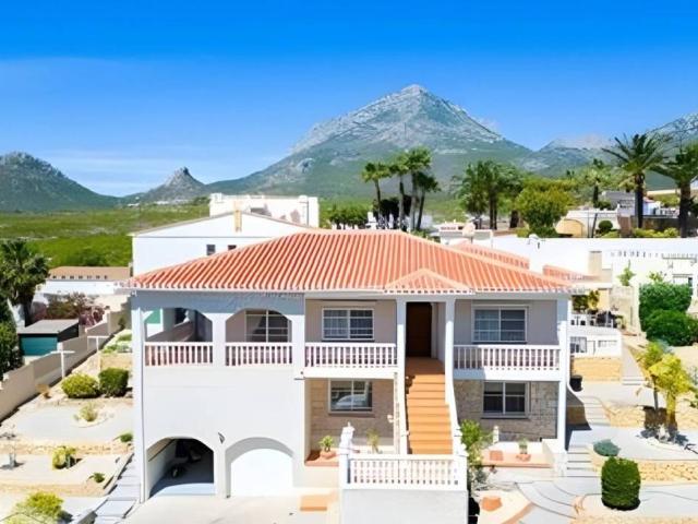 Casa en Venta en La Nucia