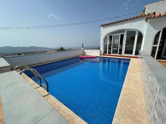 Casa en Venta en La Nucia