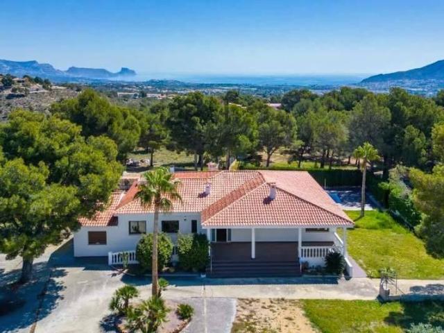 Casa en Venta en La Nucia