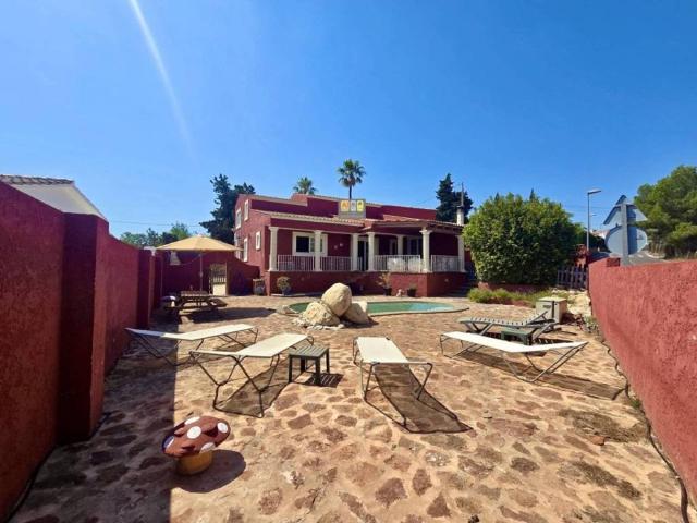Casa en Venta en La Nucia