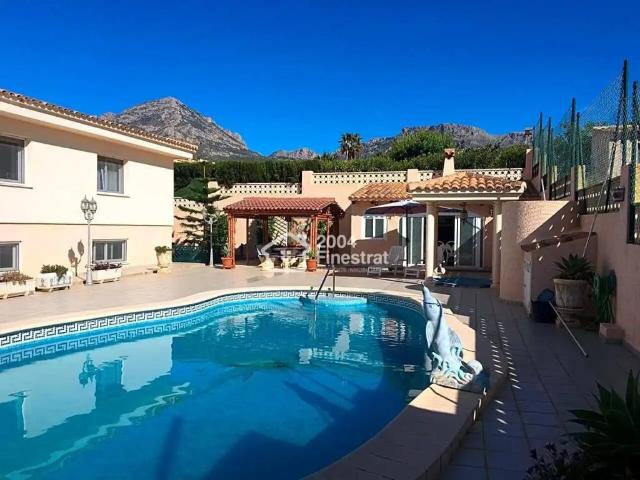 Casa en Venta en La Nucia