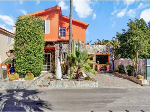 Casa en Venta en La Oliva