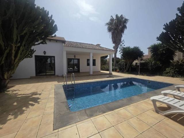 Casa en Venta en La Oliva