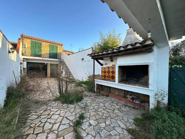 Casa en Venta en La Bisbal d'Empordà