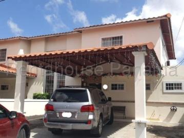 Casa en Venta en La Chorrera Costa Verde Panamá 185 m2. 3 hab
