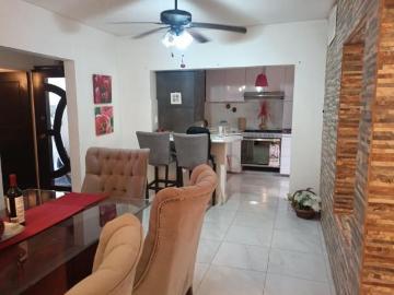 CASA EN VENTA EN LA COL VILLA FLORIDA, TORREÓN, COAH