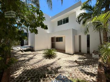 Casa en venta en la Col Florida, Merida