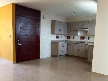CASA EN VENTA EN LA COL. LA GLORIA DEL COLLI