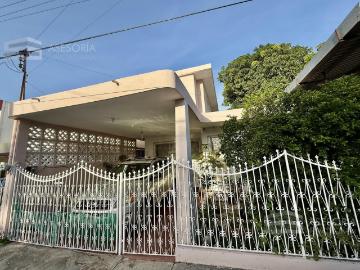 Casa en venta en la Col. Miraflores cerca del centro