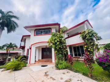 CASA EN VENTA EN LA COLONIA DOCTORES CANC?N