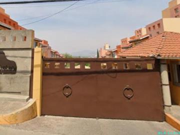Casa en Venta en la Colonia México Nuevo, calle Ahorro Popular 3, Atizapan De Zaragoza, EDO.MÉX
