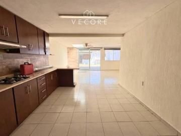 CASA EN VENTA EN LA COLONIA POSTES CUATES, FEDERALISMO, GUADALAJARA