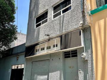 Casa en venta en la colonia Roma Norte con uso de suelo comercial
