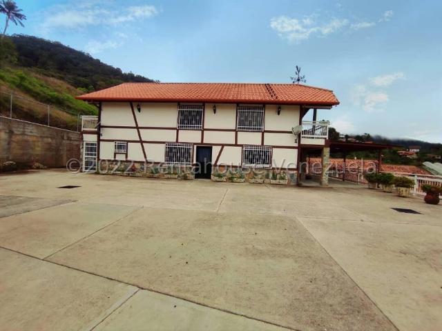 Casa en Venta en La Colonia Tovar, La Colonia Tovar
