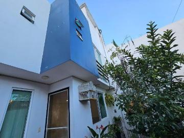 CASA EN VENTA EN LA COLONIA VOLCANES
