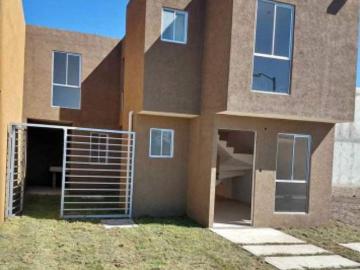 CASA EN VENTA, EN PACHUCA CON 3 RECAMARAS