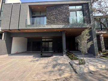 Casa en Venta en La Joya, Privada Magnolia, Monterrey