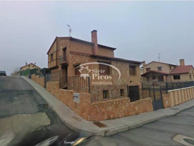 Casa en Venta en La Lastrilla