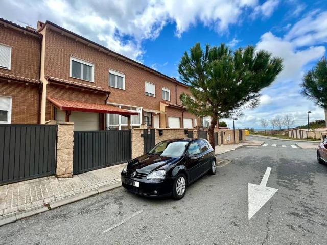 Casa en Venta en La Lastrilla