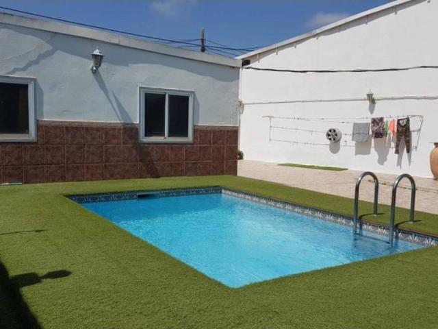 Casa en Venta en La Línea de la Concepción
