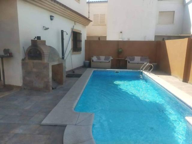Casa en Venta en La Línea de la Concepción