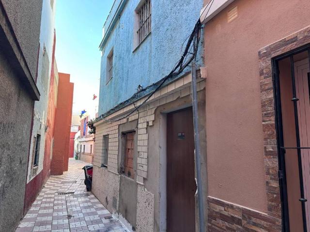 Casa en Venta en La Línea de la Concepción