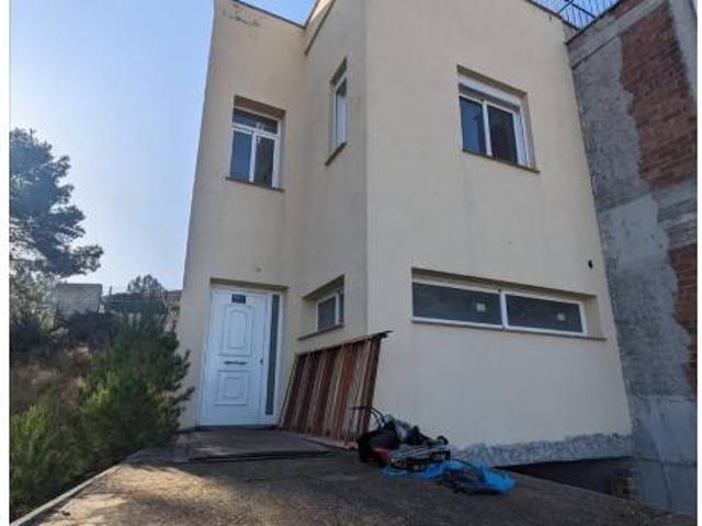 Casa en Venta en La Llacuna