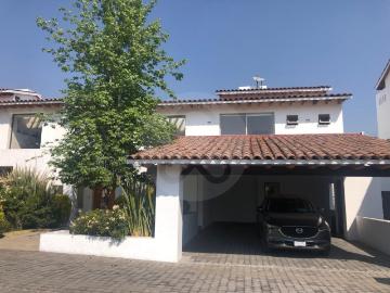 CASA EN VENTA EN LA LOMA SANTA FE