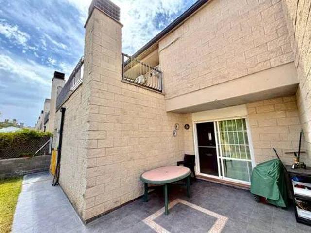 Casa en Venta en La Puebla de Alfindén
