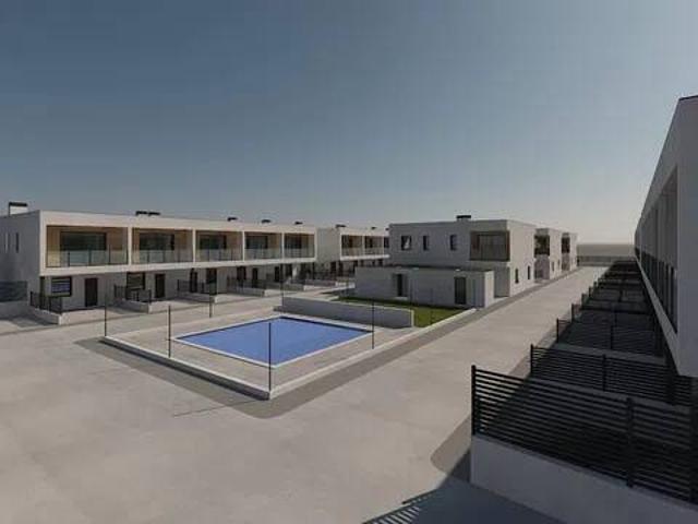 Casa en Venta en La Puebla de Alfindén