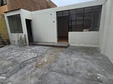 Casa en venta en La Perla a $167,500