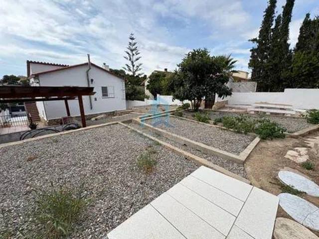 Casa en Venta en La Pobla de Montornès