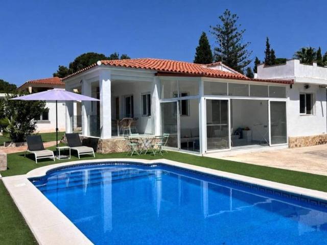 Casa en Venta en La Pobla de Vallbona