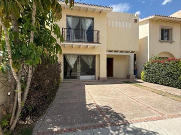 CASA EN VENTA EN LA QUERENCIA 1 AL NORPONIENTE DE AGS. CLUB DEPORTIVO