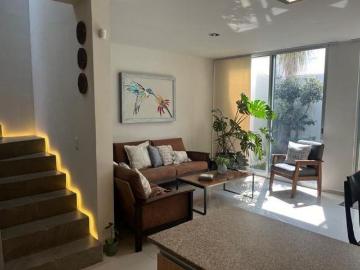 Casa en venta en el Sur, cerca de Punto sur, en La Rua